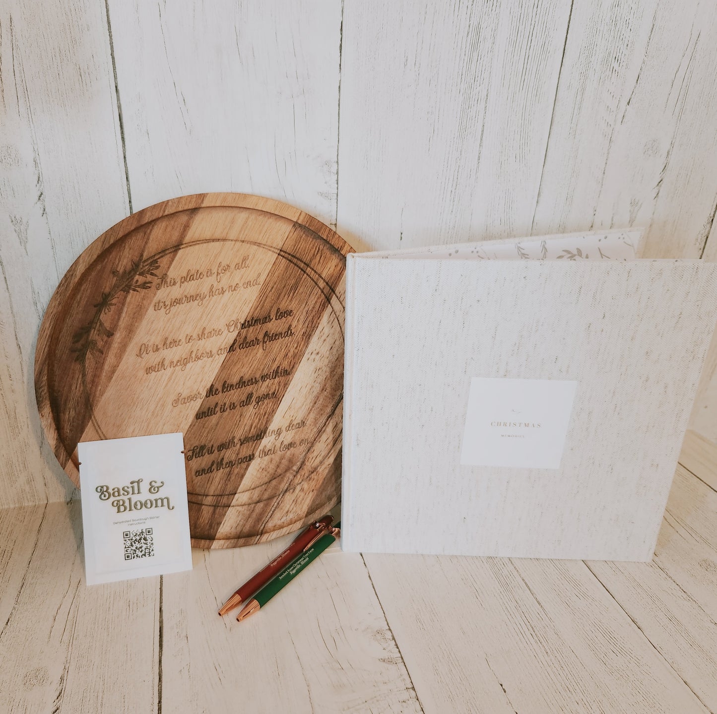 December 2023 Box - "Reflect and Give Back"